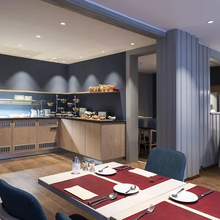 Continental 3* زيرمات