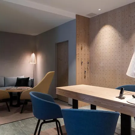 Continental 3* زيرمات