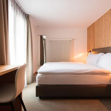 Continental Otel 3*