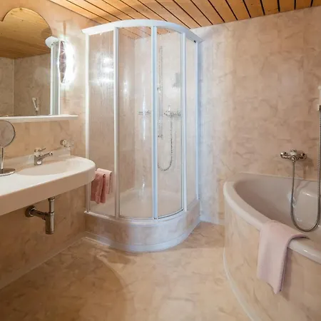 Continental Готель 3*